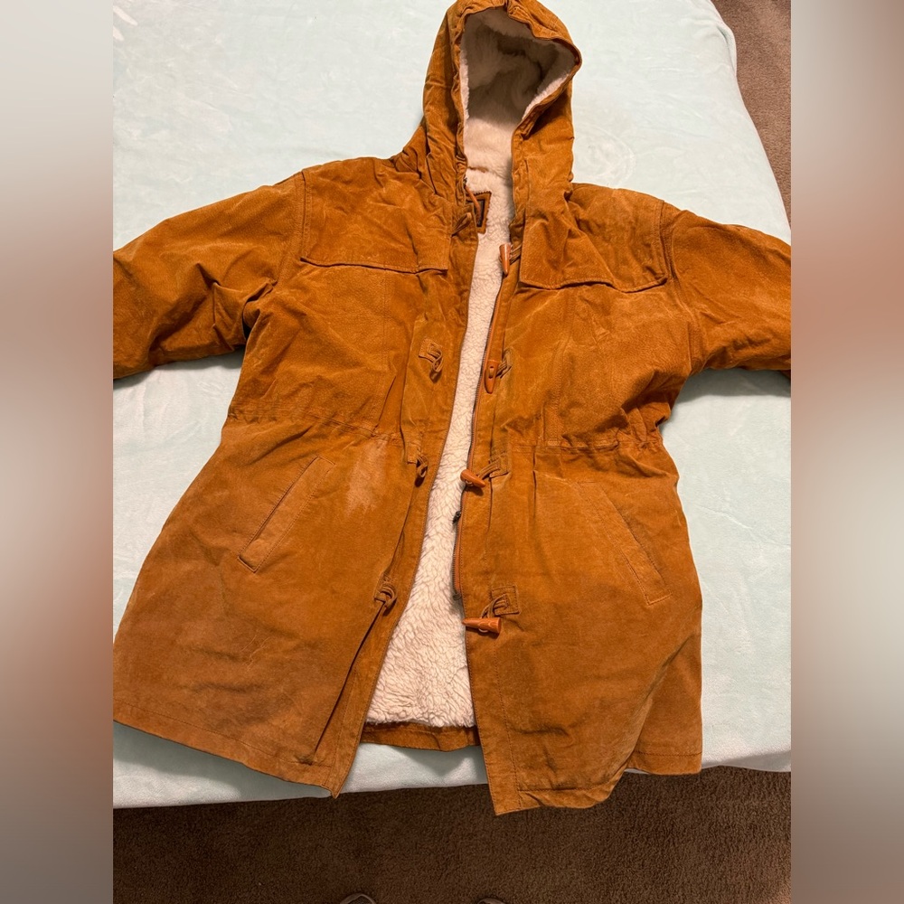 Women’s brown suede coat-leather